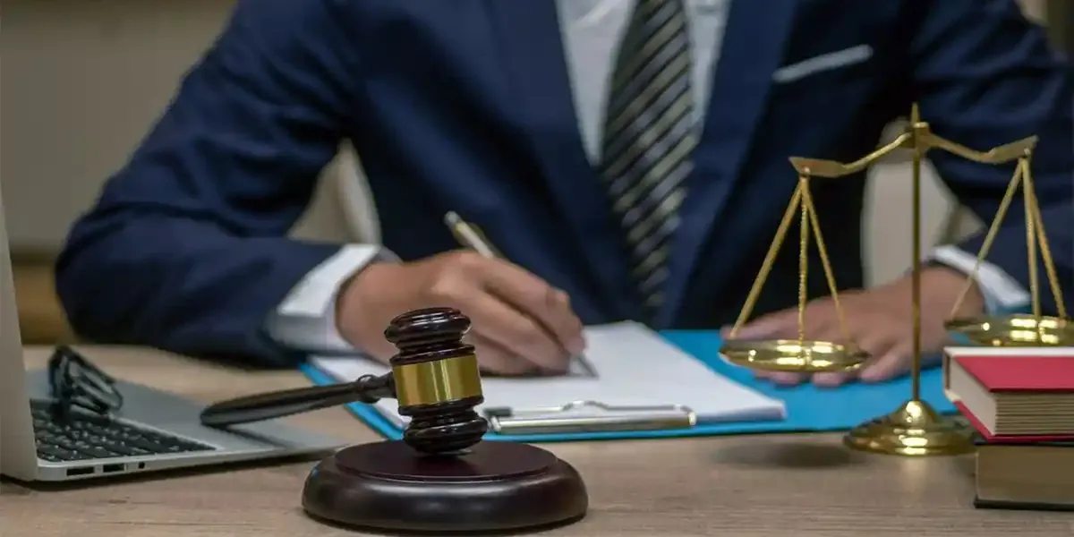 بررسی جامع حجر و محجورین در حقوق؛ از تعریف تا آثار و رفع حجر