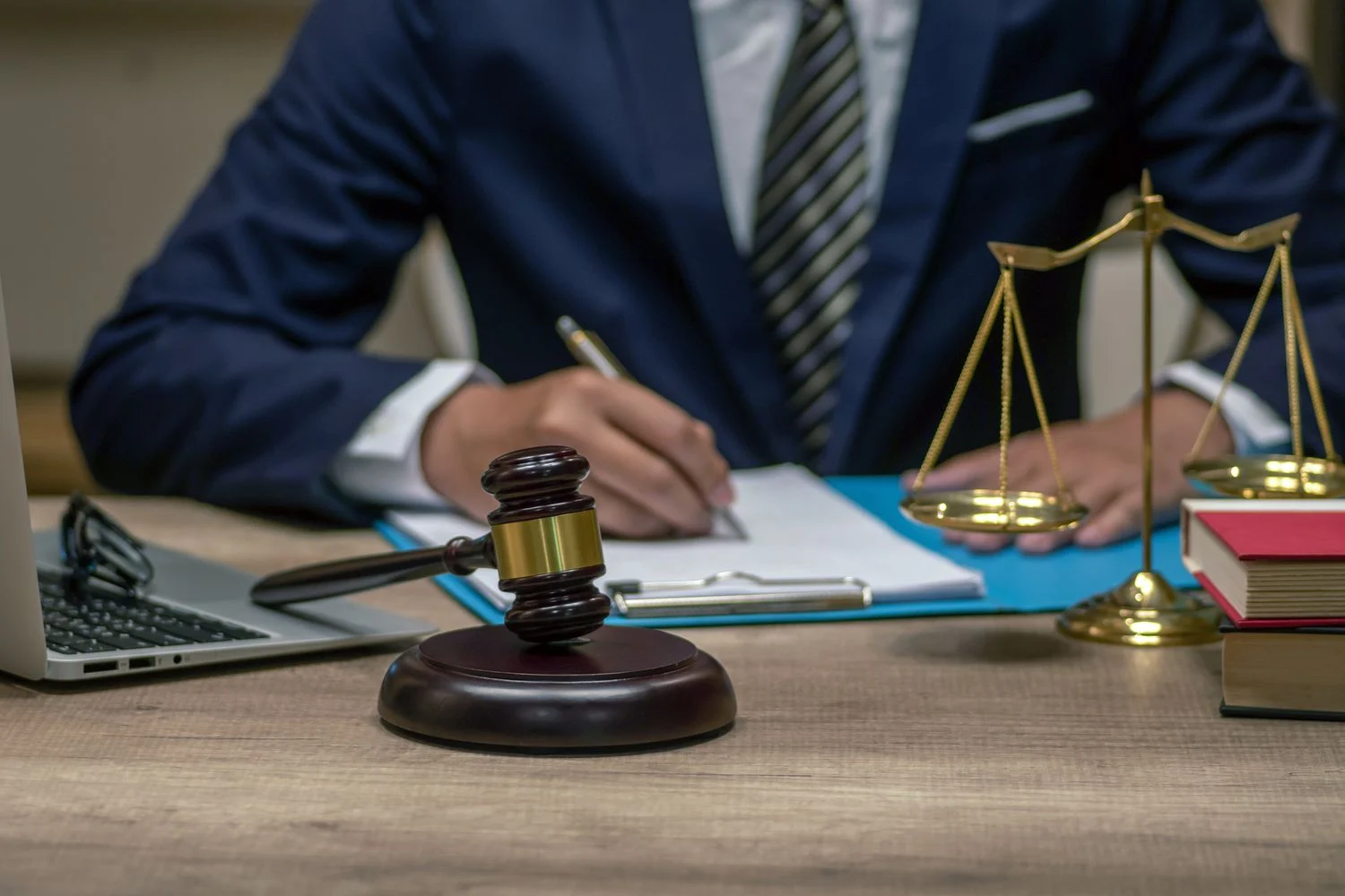 جلوگیری از حکم تخریب دیوان عدالت اداری
