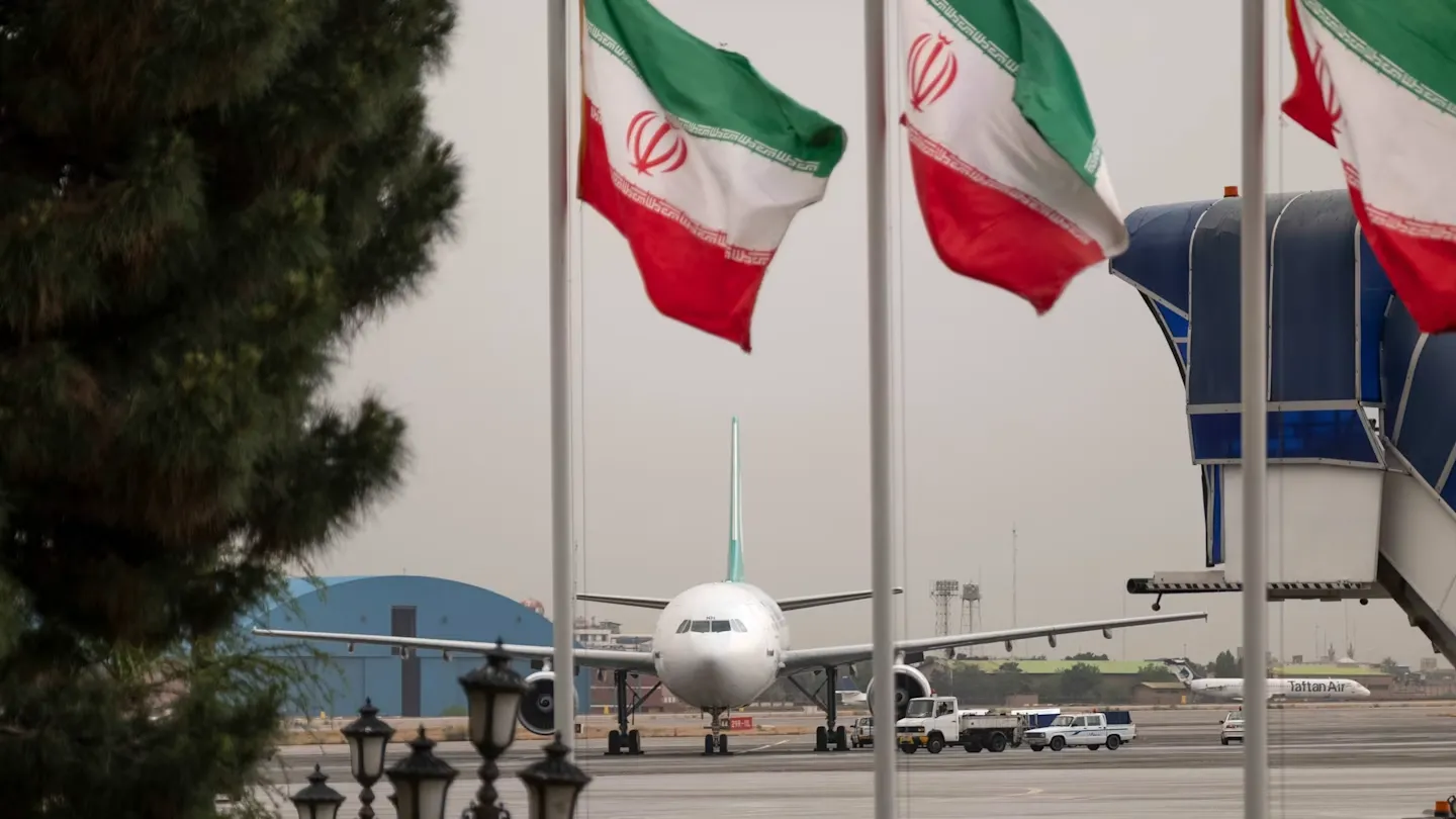 ممنوع الخروجی ایرانیان مقیم خارج